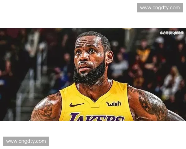 NBA新浪体育网深度解析新赛季格局巨星转会动态与球队实力全景揭秘